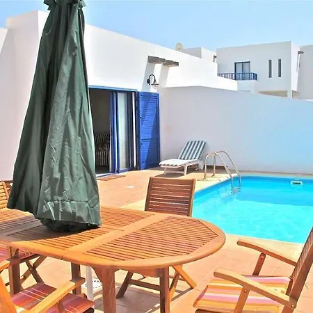 In Playa Blanca, Lanzarote, 101483 Hotel 2*